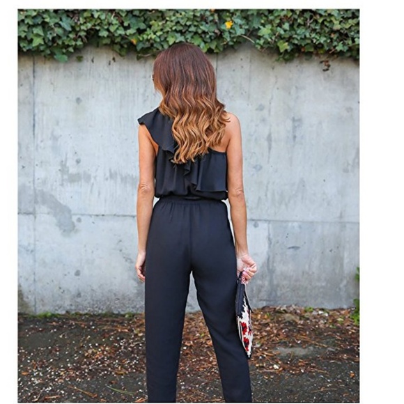 ABIGAIL Black One Shoulder Jumpsuit - Picture 4 of 5